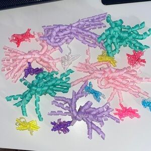 16 count swirly hair clips 10 small 6 big